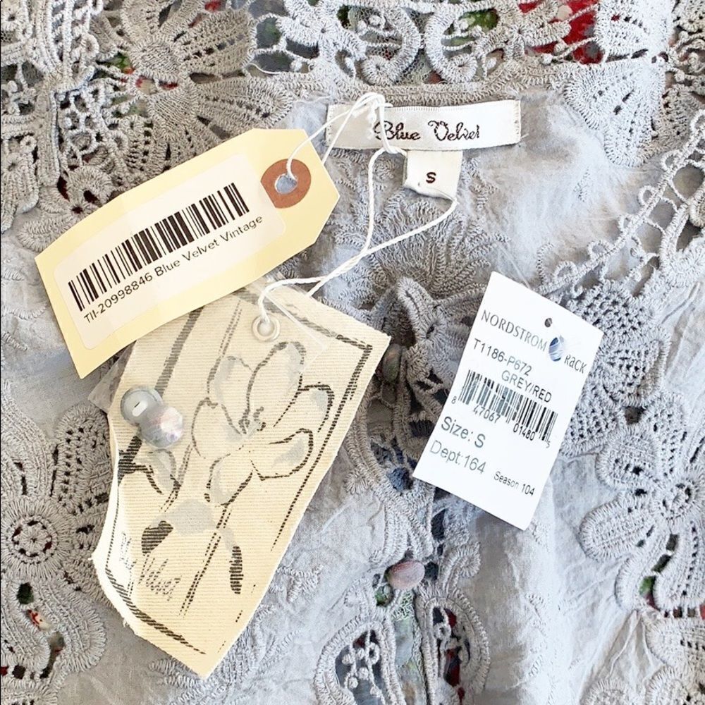 Blue Velvet Vintage Floral Lace Top - Picture 6 of 8